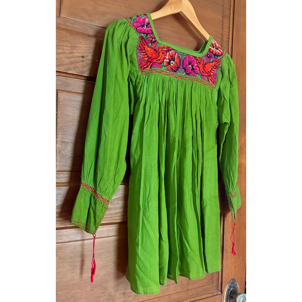 Vintage Mexican Peasant Blouse Embroidered Bird Floral Green Huipil Boho Top